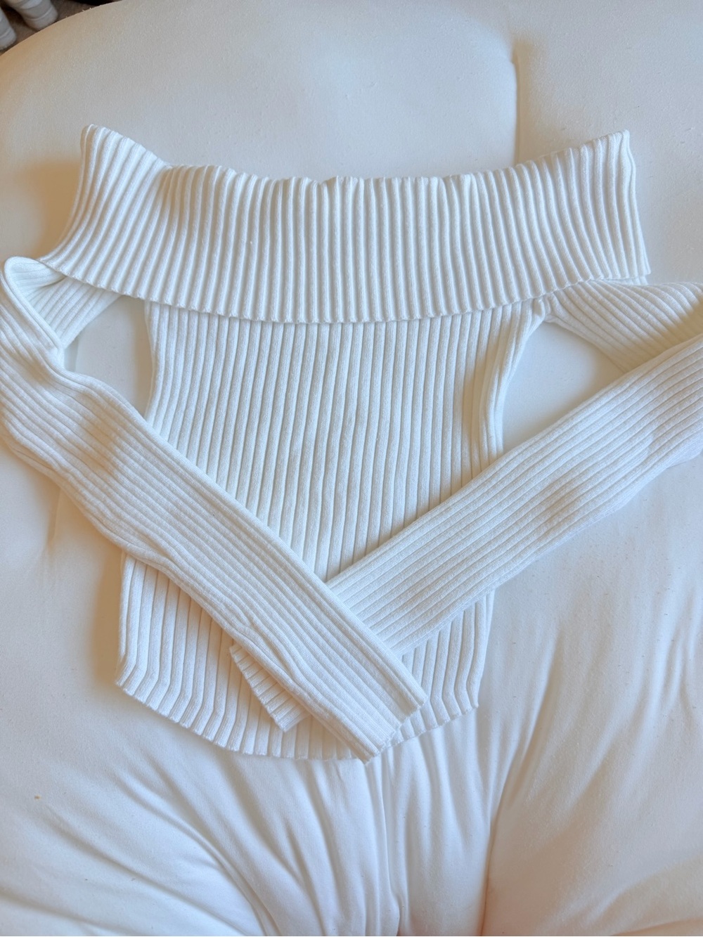 New edikted sweater